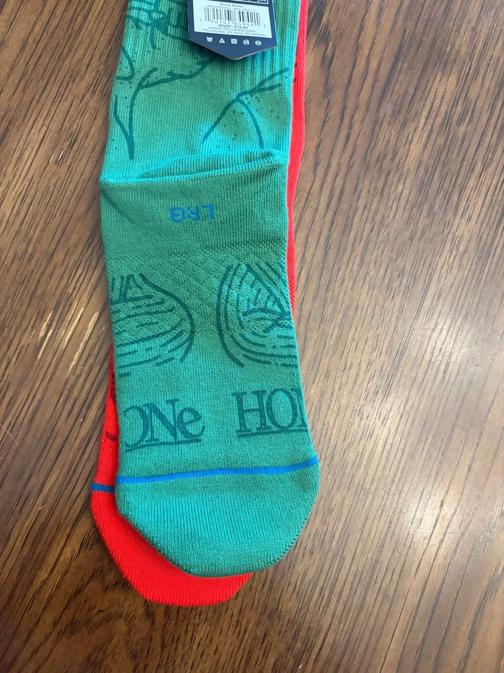 Stance x Home Alone Christmas NWT Red Casual Home Alone Crew Socks. Size L